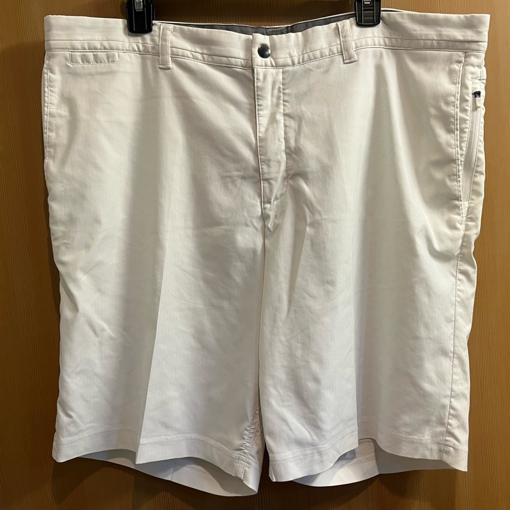 Nike Tiger Woods Golf Shorts Stretch Performance Athletic White Men’s Size 40